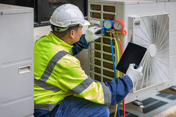 Professional Hvac technician working in Bristol, PA